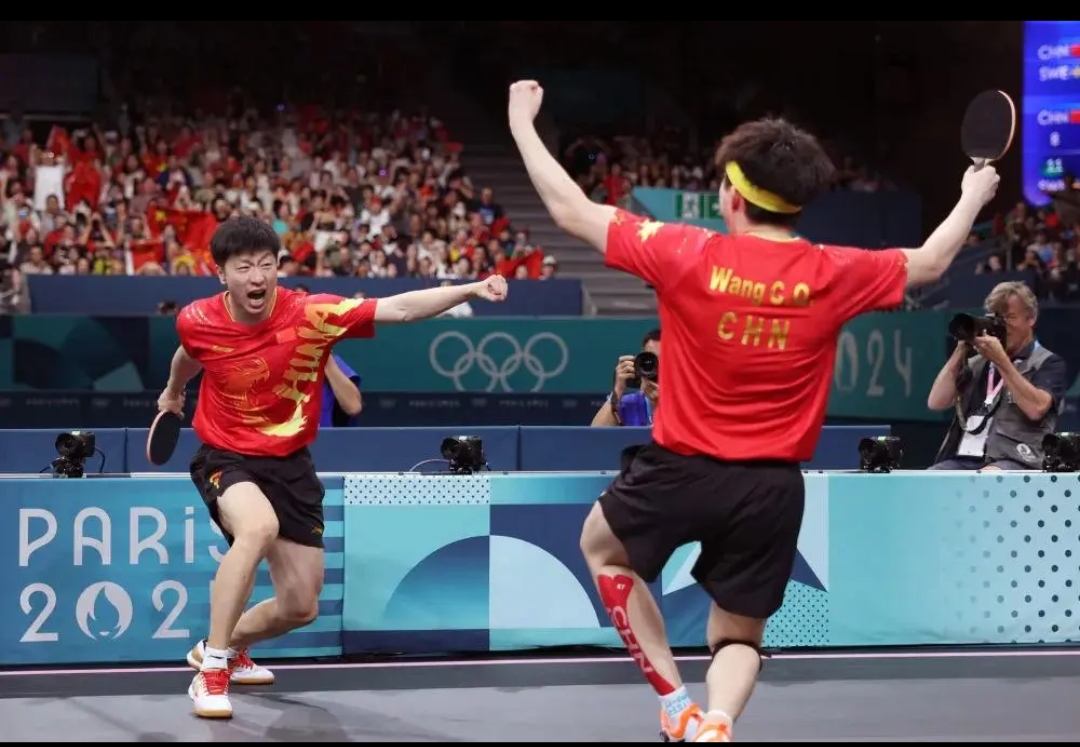 葡萄牙队完胜德国队，马龙点燃赛场