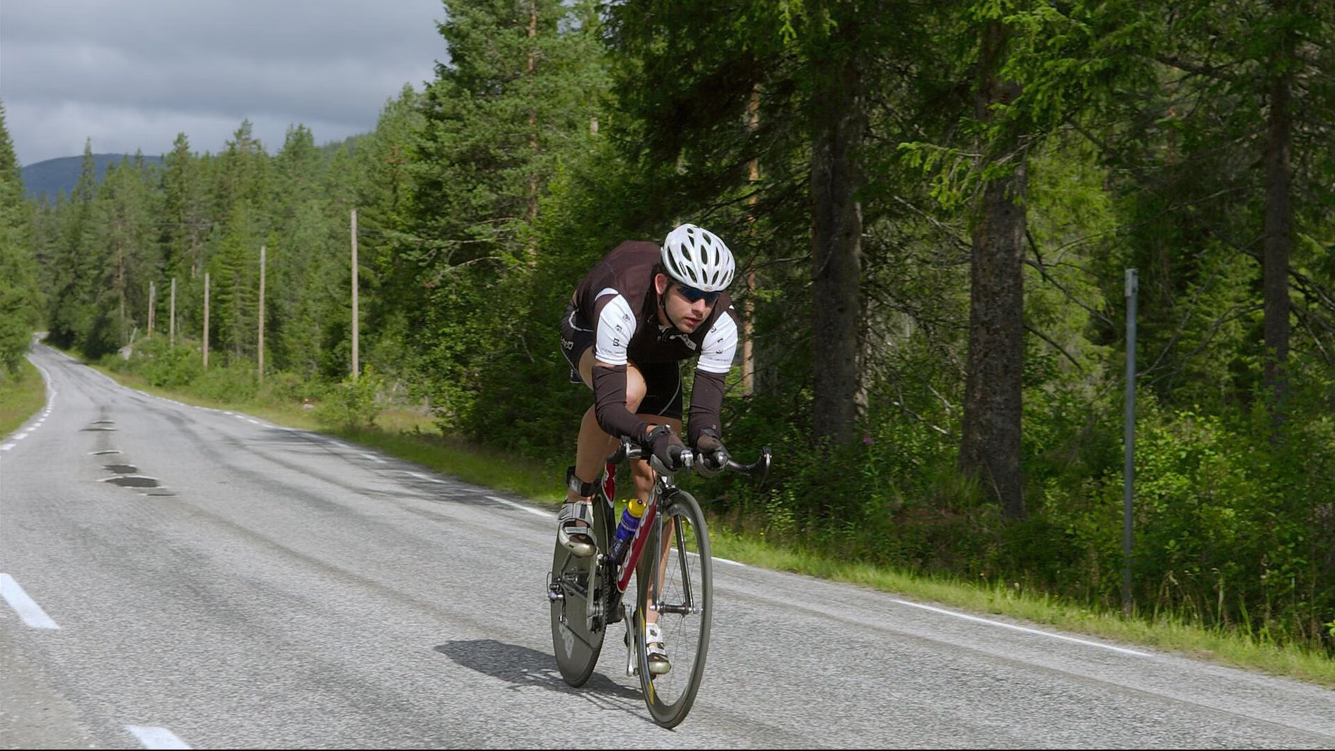核爆伯纳乌!年度焦点之战维尼修斯轰出统治级数据,用魔法撕碎钢铁防线