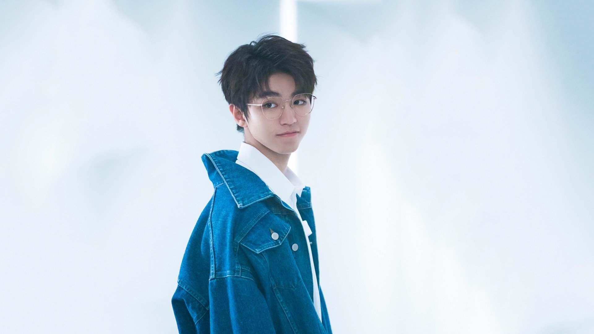 开云体育官网-铁闸与风暴眼，当德里赫特以一己之力扭转勒沃库森对阵里昂的天平