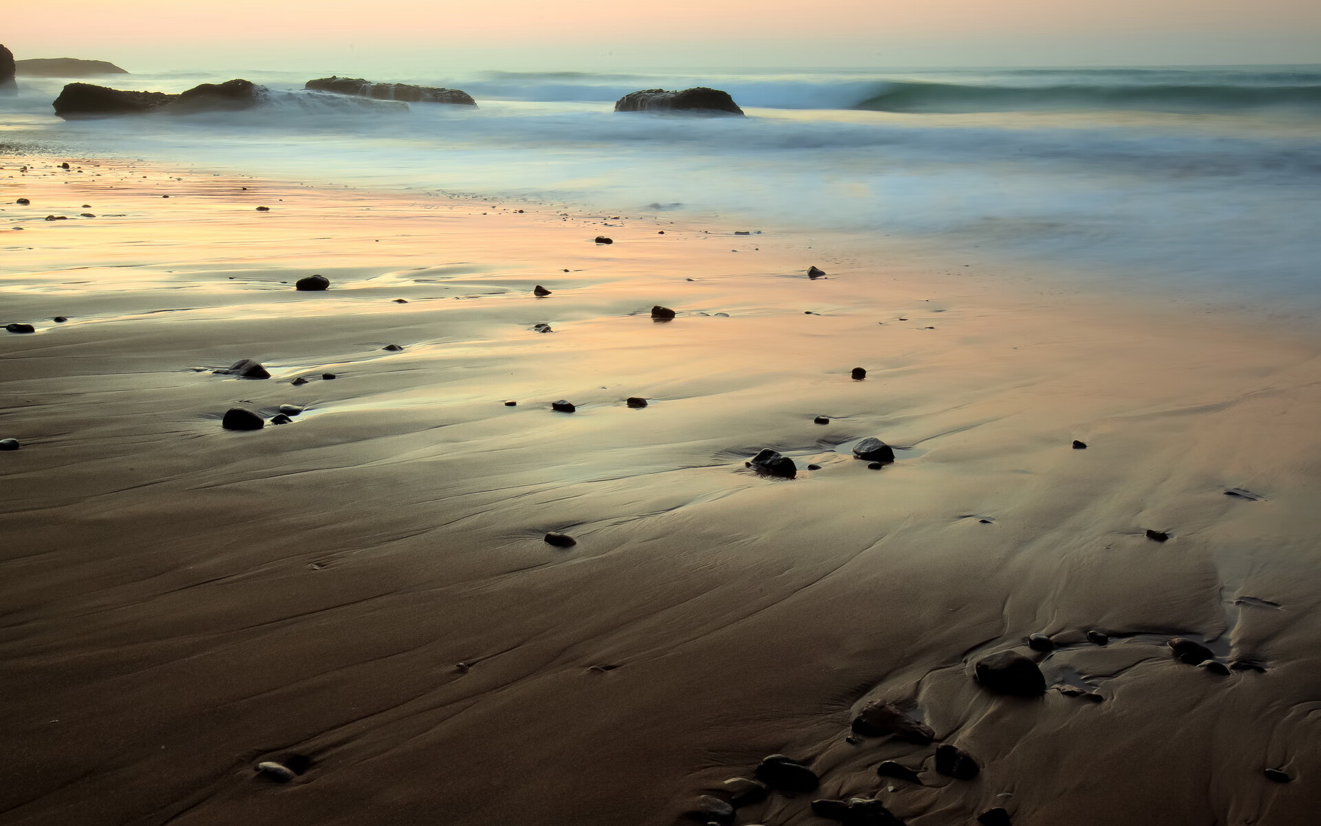 铁闸与风暴眼,当德里赫特以一己之力扭转勒沃库森对阵里昂的天平